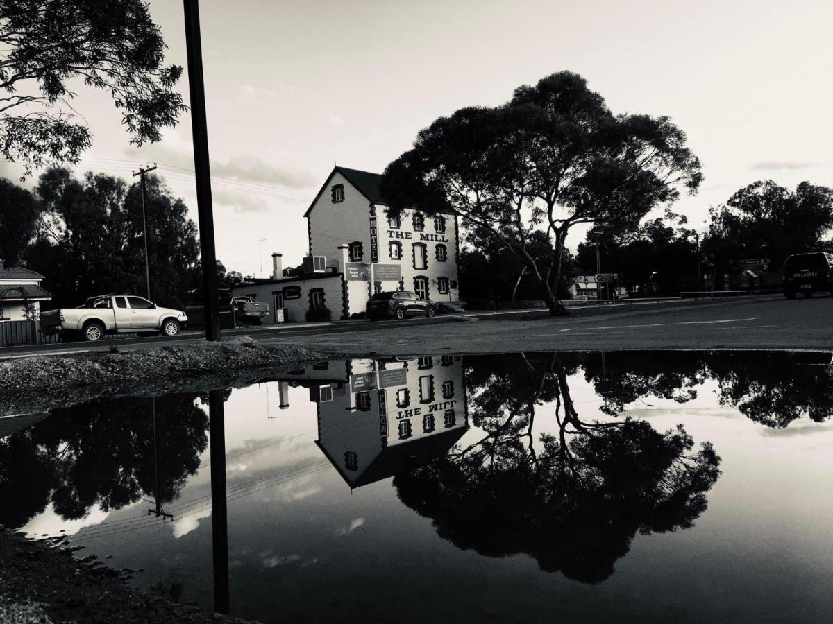 Flinders Ranges Motel - The Mill Quorn ภายนอก รูปภาพ