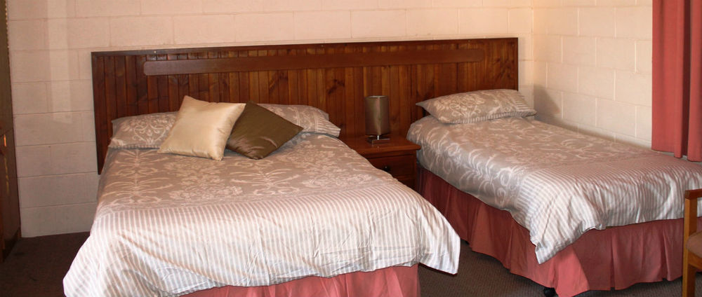 Flinders Ranges Motel - The Mill Quorn ภายนอก รูปภาพ